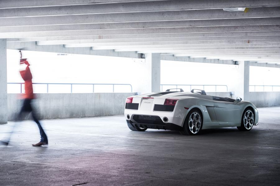  Lamborghini Concept S 2005 года  (фото 14 из 46)